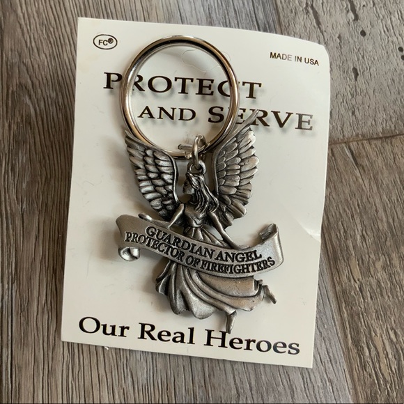 Lot of 14 Guardian Angel  Pewter Silver Keychain - Picture 1 of 1